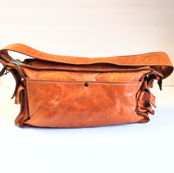 Francesco Biasia Women's Burnt Orange Multi Pocket Italian Leather Hand Bag - Picture 2 of 13